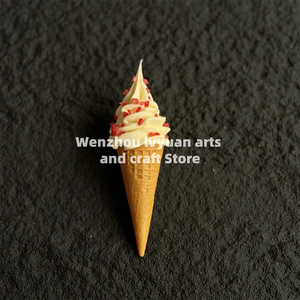 Fausses cornets de crème glacée molle, modèle de dessert réaliste en spirale, accessoire alimentaire pour photographie, décoration de café, pistaches concassées - Product Image 4