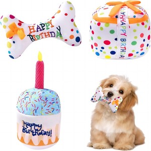Offre Spéciale chien anniversaire jouets en peluche conception mignonne jouets à mâcher en peluche grinçant pour petits chiens de taille moyenne - Product Image 1