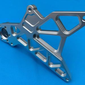 อะไหล่รถจักรยานยนต์ขายส่ง สวิงอาร์มอะลูมิเนียมอัลลอยด์สำหรับรถจักรยานยนต์ เหมาะสำหรับ Click125 CLICK150 Vario125 150  ดัดแปลงสวิงอาร์ม - Product Image 4