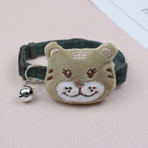 ¡Tendencia! Adorables collares para mascotas con dibujos de cabeza de Tigre, universales para gatos y perros, versión elegante a cuadros - Product Image 5