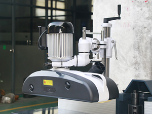 Fraiseuse à bois industrielle à grande table de SAGAMAC Woodworking <span class=keywords><strong>T90</strong></span> - Product Image 2