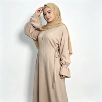 Abaya plissée pour femmes, tailles 52-60 (Gulf UK 6-18 US 2-14), avec poignets cloche, vêtement musulman islamique modeste, longueur au sol