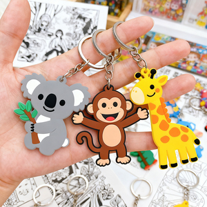 Juego de Llaveros de Goma Suave Surtidos al por Mayor para Máquinas Expendedoras y Tiendas de Regalos con Múltiples Estilos y Colores - Product Image 6