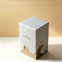 Caja de Regalo Cosmética de Lujo, Ecológica, con Materiales Reciclados, Base y Tapa Autoarmables, Rígida, Papel de Arte, Laminado Mate, con Lámina Metálica