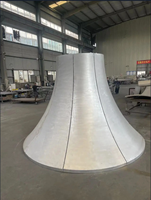 Les panneaux en aluminium hyperboliques conviennent aux formes complexes et donnent aux bâtiments des surfaces courbes uniques.