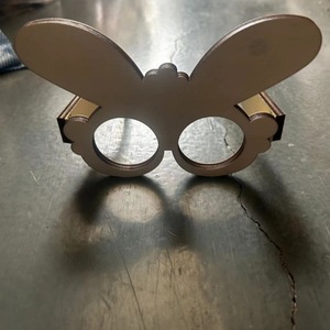 Pendentifs décoratifs DIY en bois pour enfants, fabriqués sur mesure en usine, masques d'Halloween en bois, scène de graffiti - Product Image 4