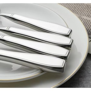 Wholesale Silverware Catering Wedding Hotel Flatware, Silver Vintage High End Heavy Duty 304 Stainless Steel Cutlery Set - Product Image 3