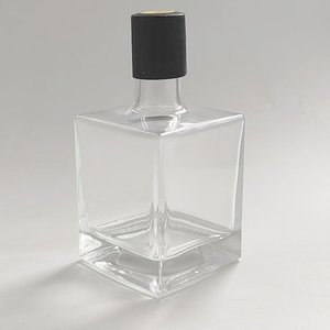500ml paroi épaisse 850 grammes impressions personnalisées rectangle silex verre bouteilles vides avec <span class=keywords><strong>bouchon</strong></span> en liège pour vin de liqueur - Product Image 3