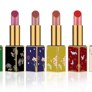 Juego de pintalabios líquido mate Juegos de regalo de maquillaje Kit de brillo de labios de varios colores antiadherente con etiqueta privada - Product Image 1