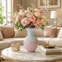 Vase en verre spiralé gris fumé, vase à fleurs soufflé à la main pour la décoration de la maison, centre de table et accent de présentoir
