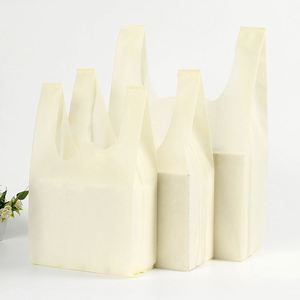 Sacs non tissés pliables écologiques à prix abordable pour courses et t-shirts, avec découpe en V, personnalisables avec logo imprimé - Product Image 6