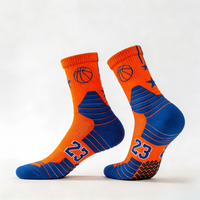 Chaussettes de compression pour jeunes joueurs de basketball, antibactériennes, antidérapantes, avec coussin en tissu éponge, respirantes, en maille, évacuant l'humidité, lettres personnalisées