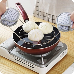 Grille de cuisson vapeur portable multifonction en acier inoxydable à quatre coins avec poignée pour pains vapeur - Product Image 1