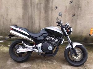 Moto sportive de grande cylindrée, refroidie par eau, sans balais, <span class=keywords><strong>250</strong></span> cm³, modèle <span class=keywords><strong>CB</strong></span> Yellow Hornet à quatre cylindres, pour la route. - Product Image 2