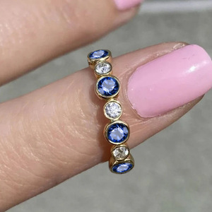 Anello dal Design Semplice a Linea Continua per Dito Indice da Donna - Product Image 1