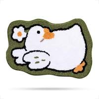 Vente en gros de tapis de bain épais hirsute mignon tapis de bain touffeté en microfibre antidérapant lavable en machine