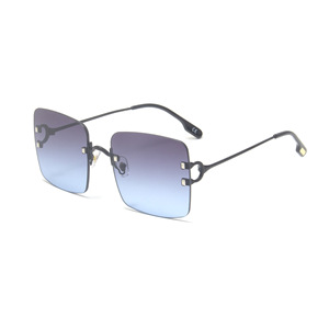 Lunettes de soleil carrées sans monture de luxe pour femmes, protection UV400, verres PC, monture dorée, lunettes de soleil tendance - Product Image 5