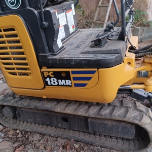 Mini excavatrice d'occasion Komatsu PC18/PC30/PC45 Moteur à haut rendement Matériel de construction État fiable Vente - Product Image 5
