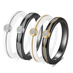 Bague en acier inoxydable et céramique avec diamant, 4 mm, pour femme, à porter au quotidien, coupe brillante ronde, forme géométrique, or blanc et noir - Product Image 1