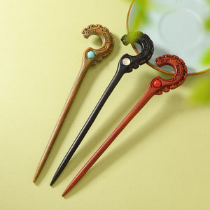 Épingles à cheveux en bois de santal pour femmes, vêtements traditionnels chinois, style rétro, épingles à cheveux ajourées pour chignons, ornements capillaires - Product Image 1