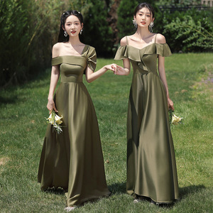 Robe <span class=keywords><strong>de</strong></span> demoiselle d'honneur vert foncé Logo personnalisé Robe <span class=keywords><strong>de</strong></span> soirée en satin Usine directement robe d'hôte longue glissante en gros - Product Image 4