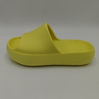 Vente en gros de tongs d'été originales de haute qualité, sandales en mousse EVA, logo de designer personnalisé, tongs originales