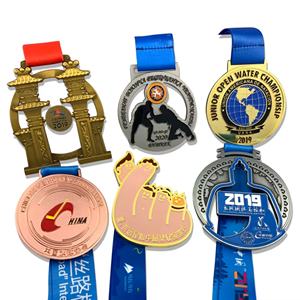 Médailles 3D personnalisées en gros, médailles en métal pour anniversaires scolaires et compétitions, médailles sportives amusantes en alliage de zinc pour la course à pied - Product Image 1