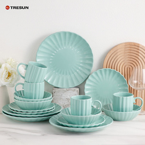 Vajilla de Porcelana TRESUN, Verde Menta, de Lujo, 16 Piezas, Clásica, para Hotel o Restaurante, con Diseño en Relieve y Acabado Glaseado - Product Image 2