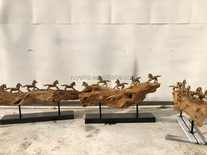 Sculture in <span class=keywords><strong>legno</strong></span> di cavallo di cervo grandi <span class=keywords><strong>per</strong></span> la casa sculture in <span class=keywords><strong>legno</strong></span> di animali statue in <span class=keywords><strong>legno</strong></span> personalizzate in <span class=keywords><strong>vendita</strong></span> - Product Image 4
