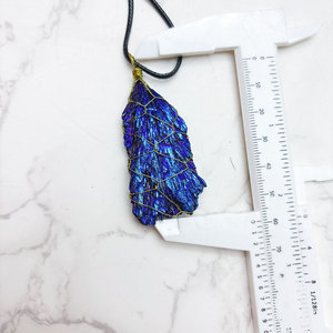 بيع بالجملة قلادة تورمالين أسود طبيعي ريشة الطاووس الأزرق هالة التورمالين - Product Image 5