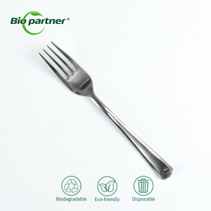 أدوات مائدة بلاستيكية للاستخدام مرة واحدة من الفولاذ المقاوم للصدأ بلون فضي تشمل سكين وشوكة وملعقة - Product Image 1