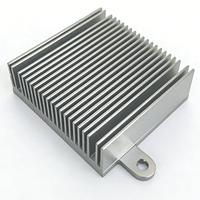 Pièces en alliage d'aluminium usinées sur mesure par CNC, service de fraisage de dissipateurs thermiques de précision, MOQ 1 pièce, du prototype à la production en série