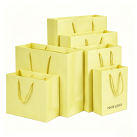 Sacs en papier personnalisés pour magasins de vêtements avec poignées pour cadeaux, shopping et souvenirs, sacs avec logo/sacs cadeaux avec logo/sacs avec logo personnalisé