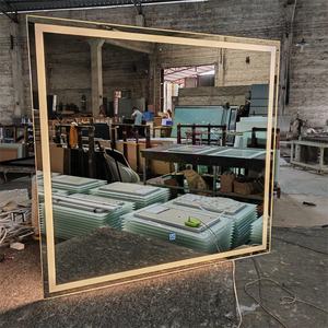 <span class=keywords><strong>Miroir</strong></span> <span class=keywords><strong>de</strong></span> <span class=keywords><strong>salle</strong></span> <span class=keywords><strong>de</strong></span> <span class=keywords><strong>bain</strong></span> intelligent sans cadre 28W 36H pouces, lumière LED anti-buée réglable IP44 moderne pour hôtel appartement utilisation locale US - Product Image 5