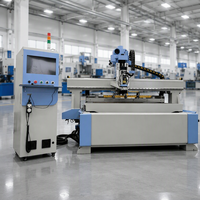 Routeur CNC bois 3 axes YIHAI, déplacement 1300x2500mm, broche simple, moteur haute vitesse 3.5-5.5kW, système d'aspiration, 380V, positionnement 0.025mm