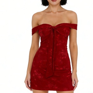 Robe mini moulante à imprimé floral et épaules dénudées pour femme - Robes de soirée sans manches tendance - Product Image 2