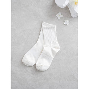 Monfoot, calcetines blancos de Cuello medio Goley para mujer, calcetines de nailon bonitos y acogedores, calcetines de punto suaves transpirables de invierno, logotipo estampado novedoso - Product Image 1