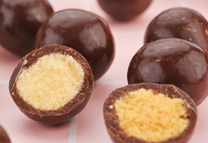 Bán buôn tùy chỉnh giòn trung tâm sô cô la đồ ăn nhẹ yếu tố tốt nhất ca cao sữa sô cô la bóng bán kẹo nóng với hình thức rắn - Product Image 2