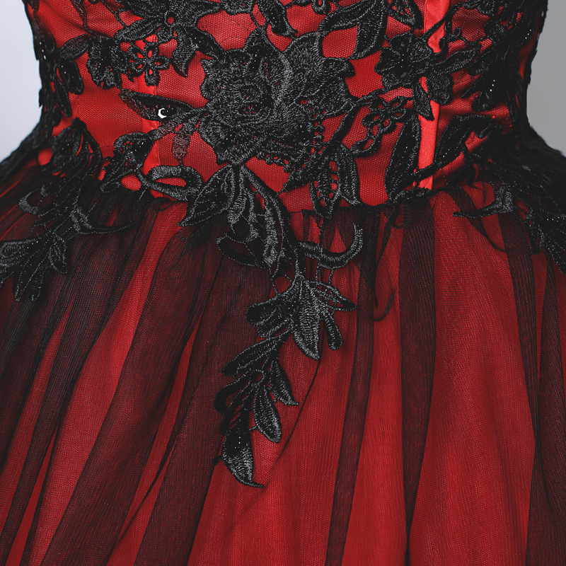 fitted lace wedding dress Gothic Black Lace Wedding Dress with Red Lining Blair Size 24W / Black main image 0