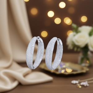 Orecchini a Cerchio Placcati Oro E4171 per Donne, Gioielli Trendy da Festa in Lega di Zinco con Micro Inserti, Orecchini alla Moda - Product Image 2