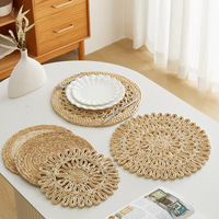 Sous-plats, sets de table et sous-verres ronds antidérapants en écorce de maïs naturelle, style rustique bohème, pour la salle à manger, intérieur/extérieur, mariage, beige