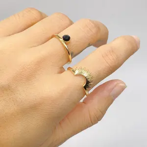 2 Pcs/Set Trendy Simple Minimalist Gold Dainty Spike Rising Sun Celestial Black Stone Onyx Set Ring For Women Jewelry