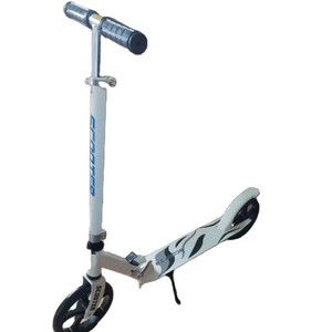 Trottinette pliable à <span class=keywords><strong>prix</strong></span> abordable pour enfants, trottinette de stunt personnalisée à grandes roues et LED pour jeunes - Product Image 4
