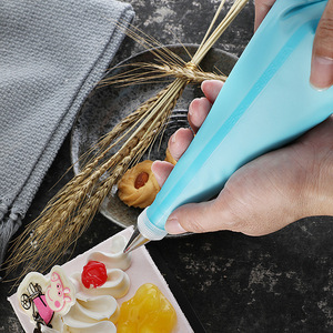 Tpu Piping Bags Reusable Food Decorating <b>Baking</b> Tools For Cream Icing - Product Image 4
