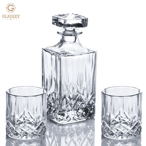 Decantador de whisky cuadrado de cristal, juego de 8 rocas de whisky escalofriantes de granito, 2 vasos de whisky Bourbon - Product Image 1