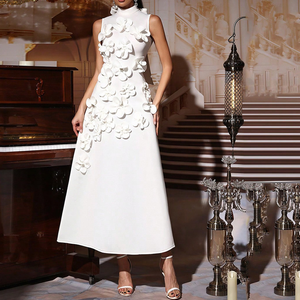 Collection Été 2025 Robe de Bal de Haute Qualité Col Montant Plissée Dentelle Florale Taille Empire Longueur Ras du Sol - Product Image 2