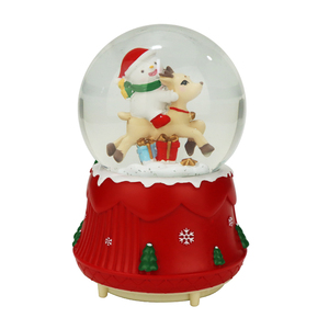 Pupazzo di neve in resina artificiale personalizzato cavalca un alce natale SnowGlobe con fiocco di neve leggero e musica in resina artigianale - Product Image 1