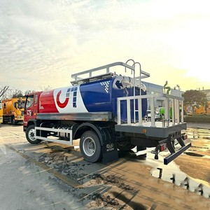 Camión Cisterna de Agua Sinotruk Howo de 9000 Litros, 4x2, 9 Metros Cúbicos, 9 Toneladas, Camión Cisterna Pequeño en Venta - Product Image 1