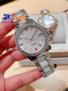 Reloj de madera para mujer, reloj de pulsera de cuarzo sencillo y moderno, nuevo diseño, reloj femenino, caja de regalo grabada personalizada - Product Image 2