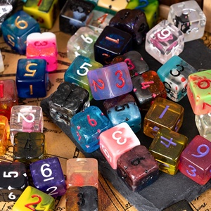Faccub Biểu Tượng Tùy Chỉnh 16Mm D6 Trong Suốt Màu Hồng Màu Xanh Long Lanh Phát Sáng Chơi Game Xúc Xắc Nhựa Nhựa Cube Cán Xúc Xắc Cho Dnd RPG Trò Chơi - Product Image 4